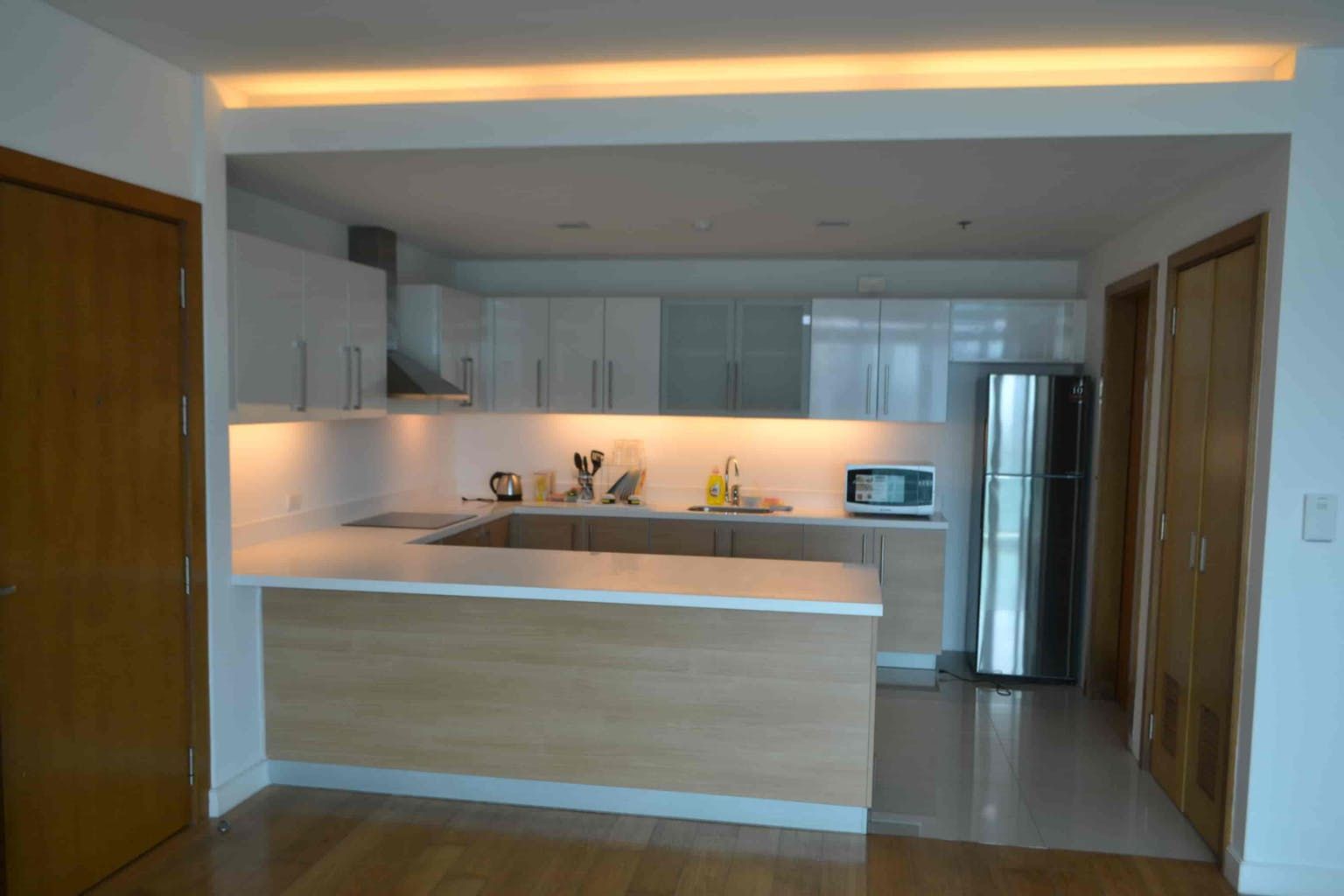 "1BR Condo for Rent in Park Terraces, San Lorenzo, Makati"08