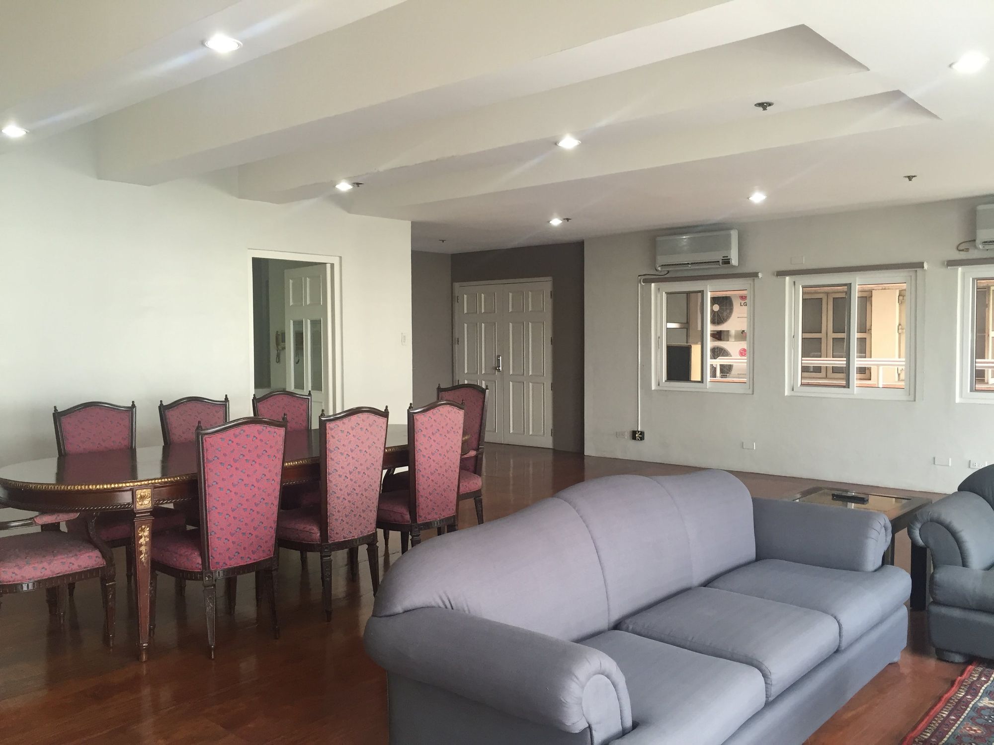 "2BR Condo for Rent in One Shangri-La Place, Ortigas Center, Mandaluyon"03