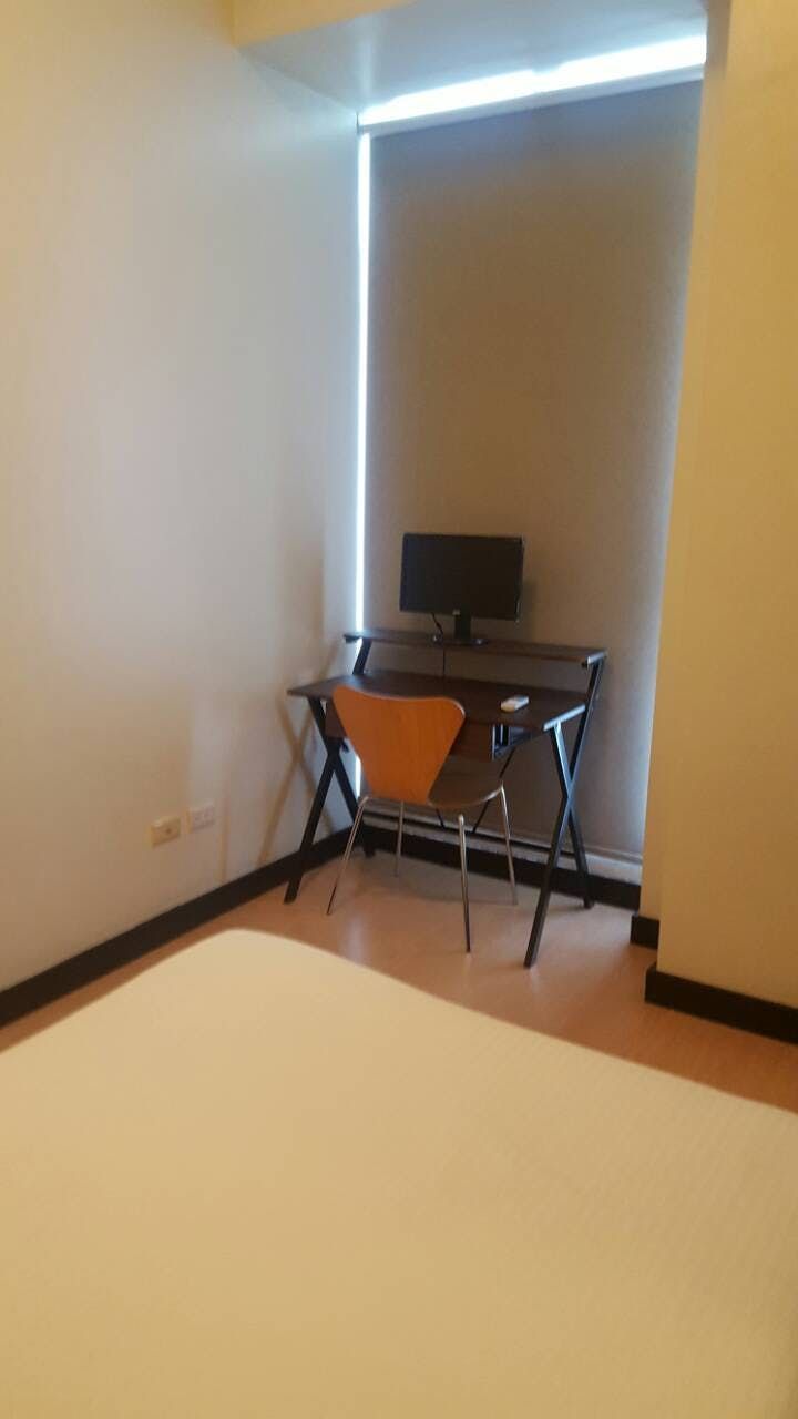"2BR Condo for Rent in Crescent Park Residences, BGC - Bonifacio Global"06