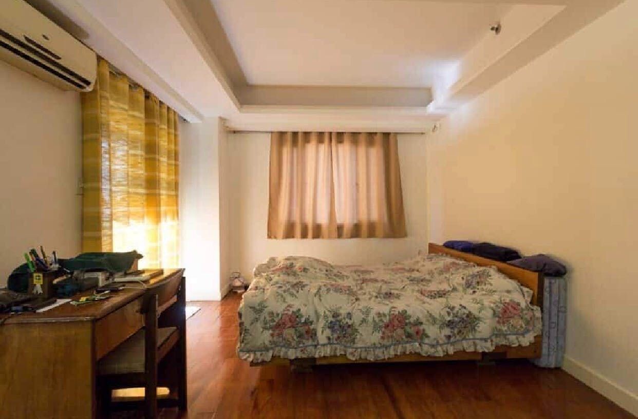 "3BR Condo for Rent in Forbeswood Heights, BGC - Bonifacio Global City,"08