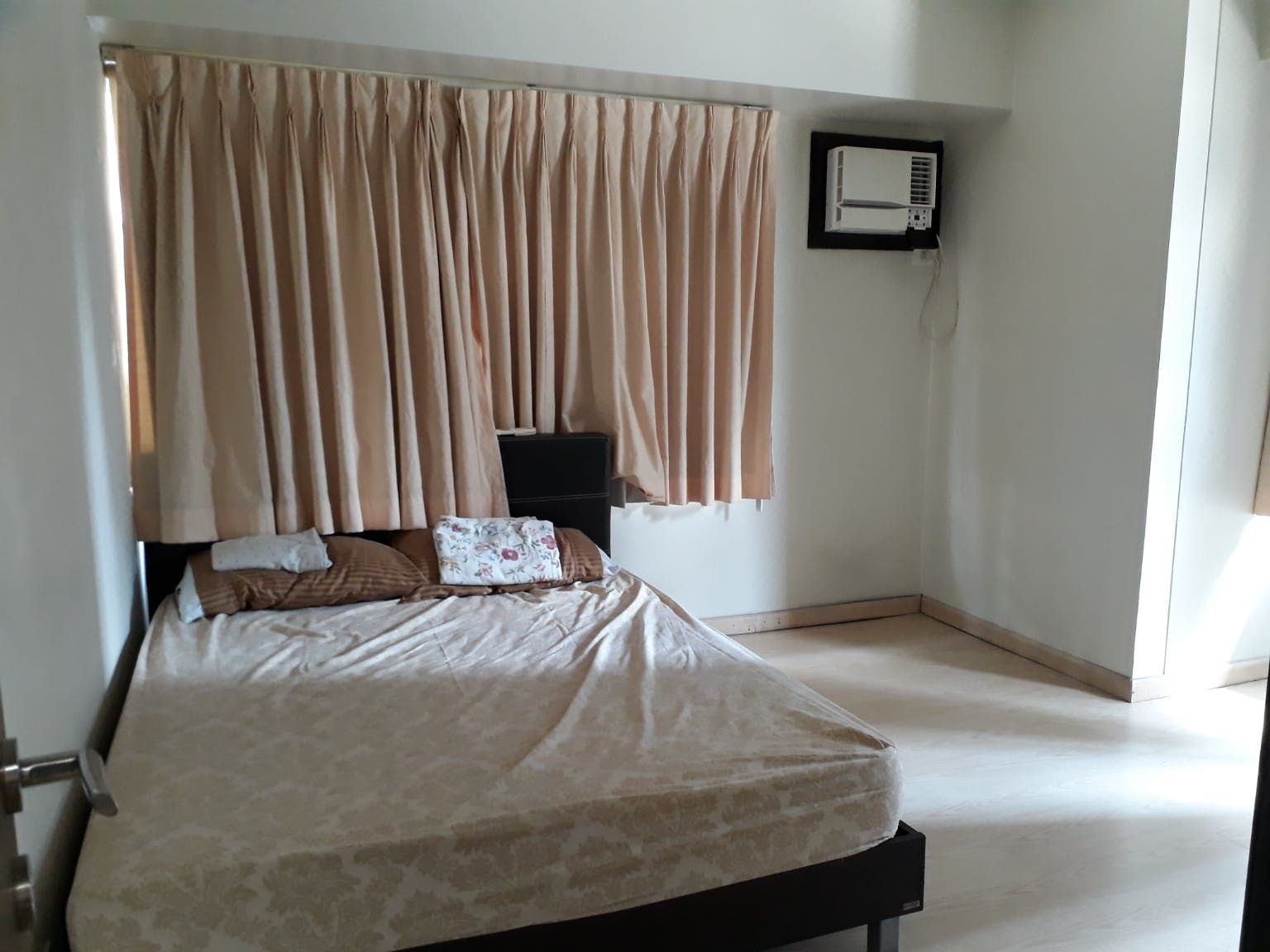 "2BR Condo for Rent in The Fort Residences, BGC - Bonifacio Global City"04