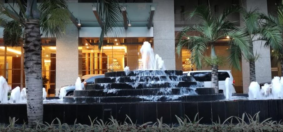 "1BR Condo for Rent in The St. Francis Shangri-La Place, Ortigas Center"01