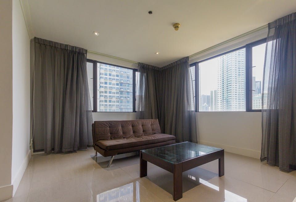 "1BR Condo for Rent in Senta, Legazpi Village, Makati"03