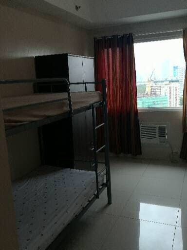 "Studio Condo for Rent in Berkeley Residences, Katipunan, Quezon City"06
