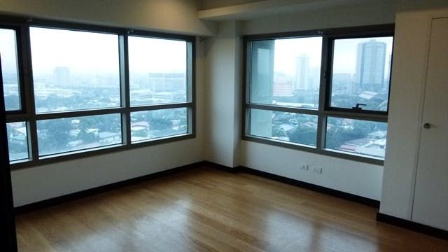 2BR Condo for Rent08