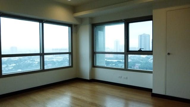 2BR Condo for Rent10