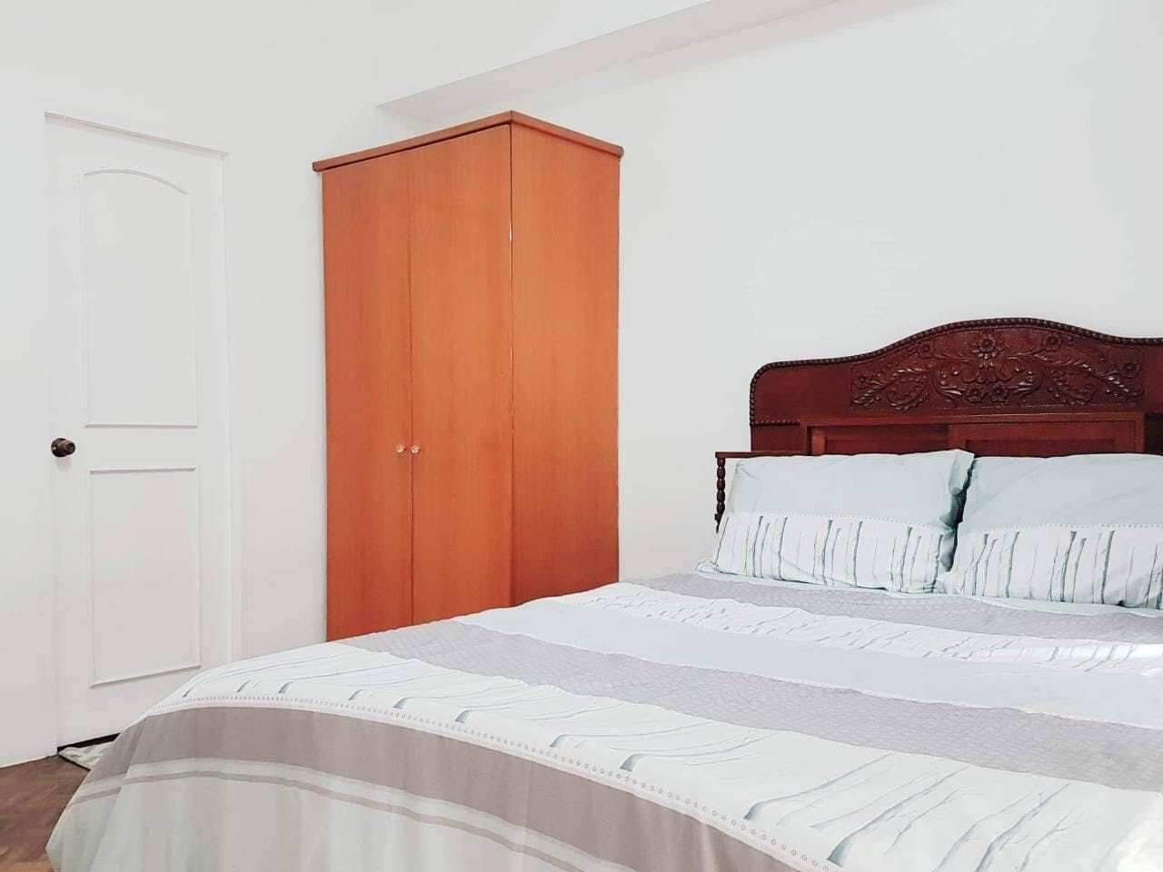 "1BR Condo for Rent in Paseo Parkview Suites, Salcedo Village, Makati"08