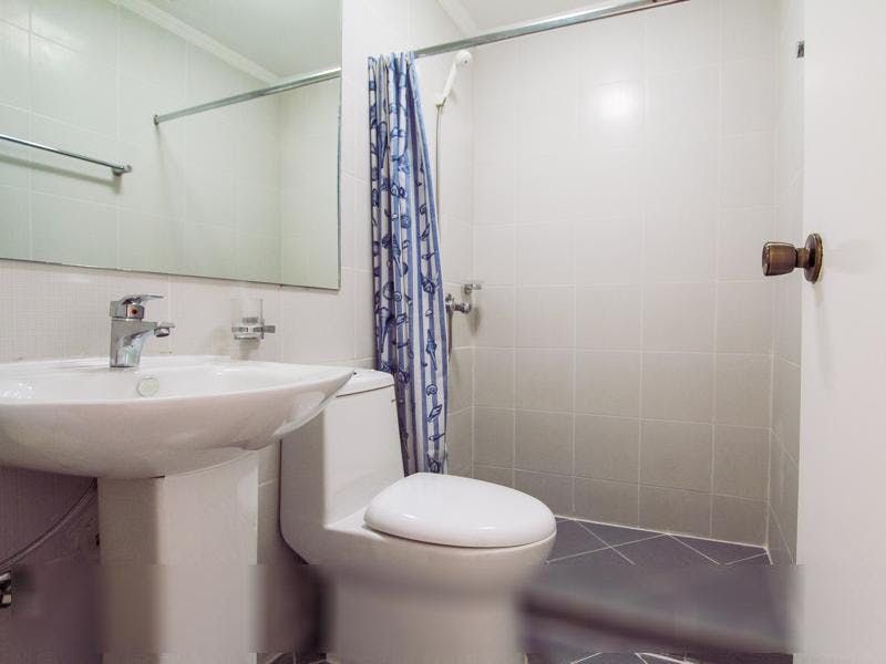 "2BR Condo for Rent in Classica Tower Condominium, Salcedo Village, Mak"10