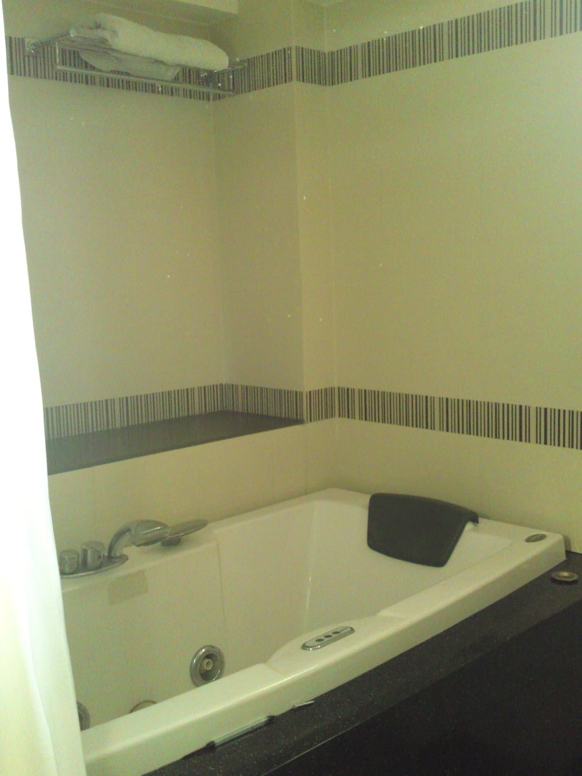 "1BR Condo for Rent in Two Serendra, BGC - Bonifacio Global City, Tagui"08