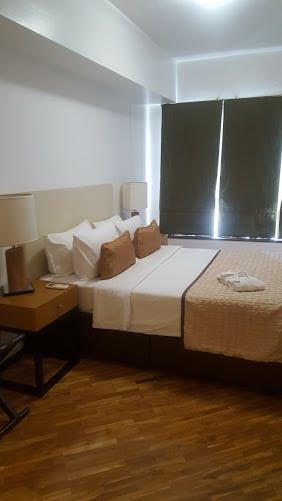 "1BR Condo for Rent in Joya Lofts and Towers, Rockwell Center, Makati"09