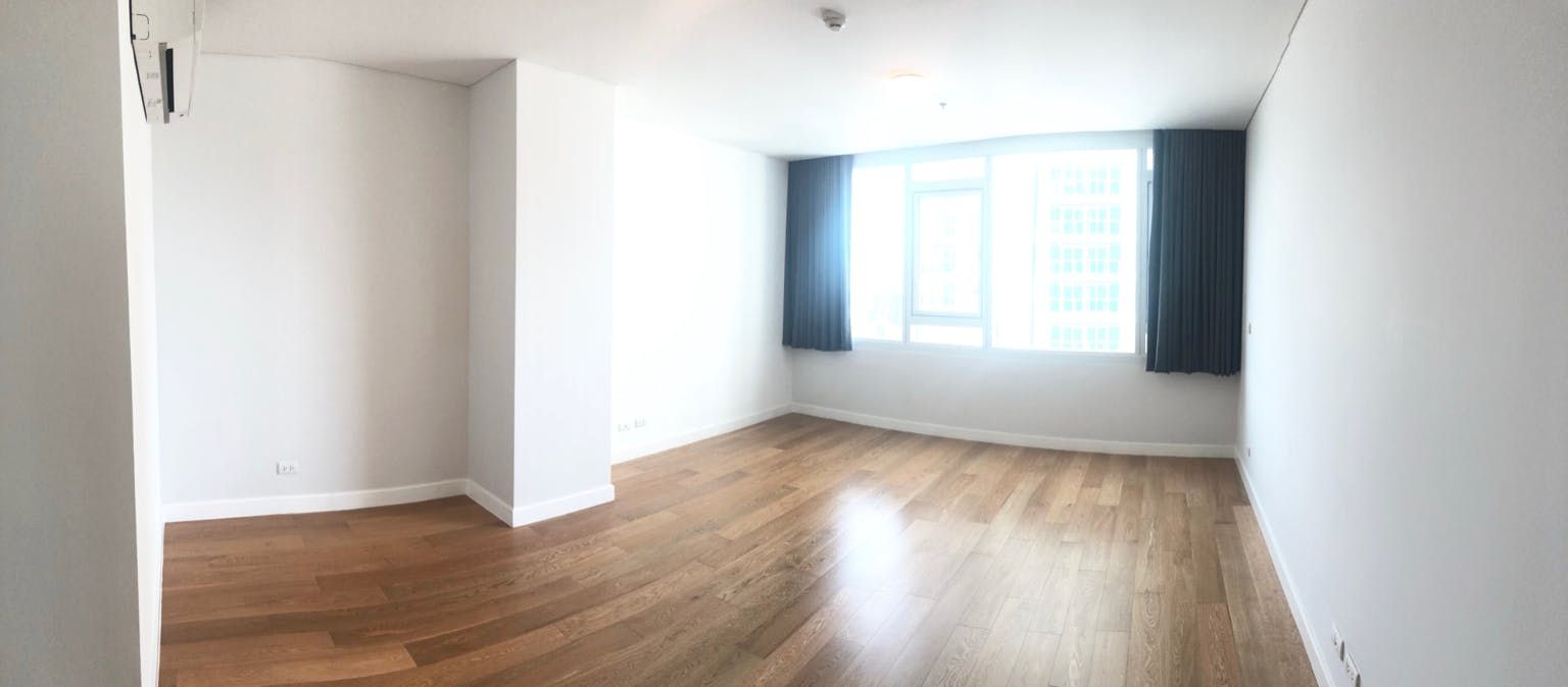 "2BR Condo for Rent in Park Terraces, San Lorenzo, Makati"10