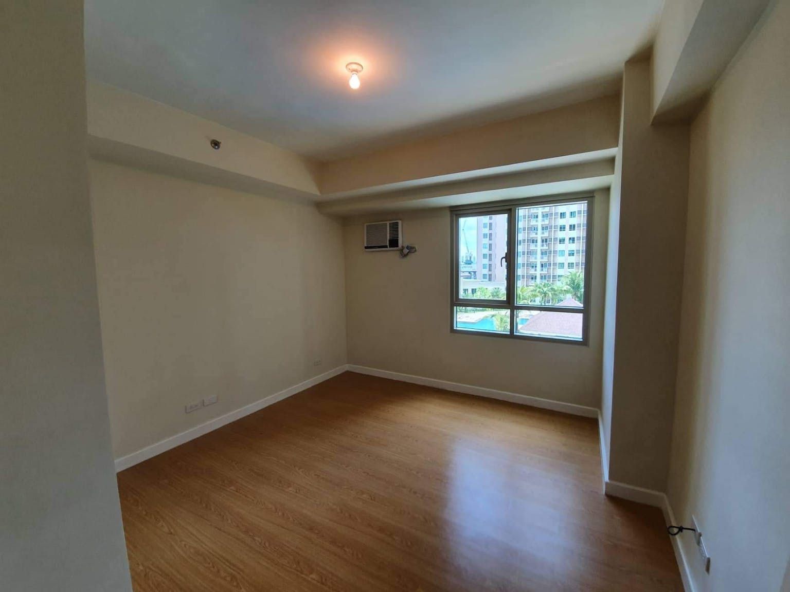 "2BR Condo for Rent in The Grove by Rockwell, Ugong, Pasig"06