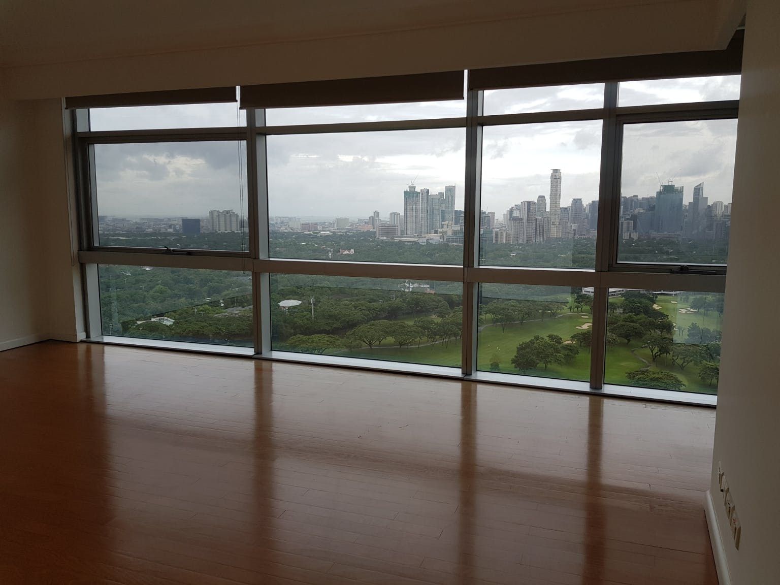 "3BR Condo for Rent in Essensa, BGC - Bonifacio Global City, Taguig"03