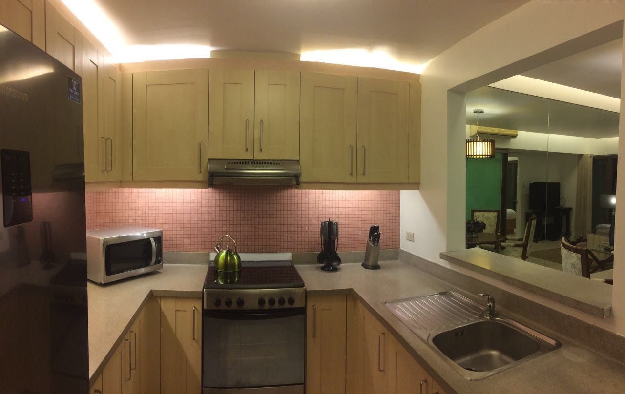 "1BR Condo for Rent in Joya Lofts and Towers, Rockwell Center, Makati"04