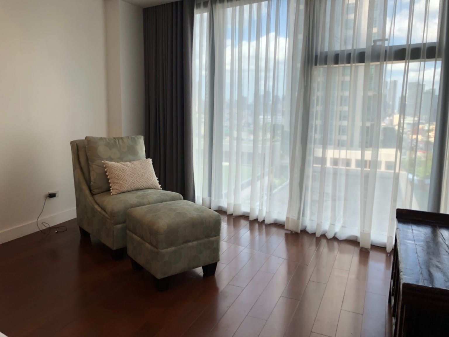 "3BR Condo for Rent in Grand Hyatt Manila Residences, BGC - Bonifacio G"04
