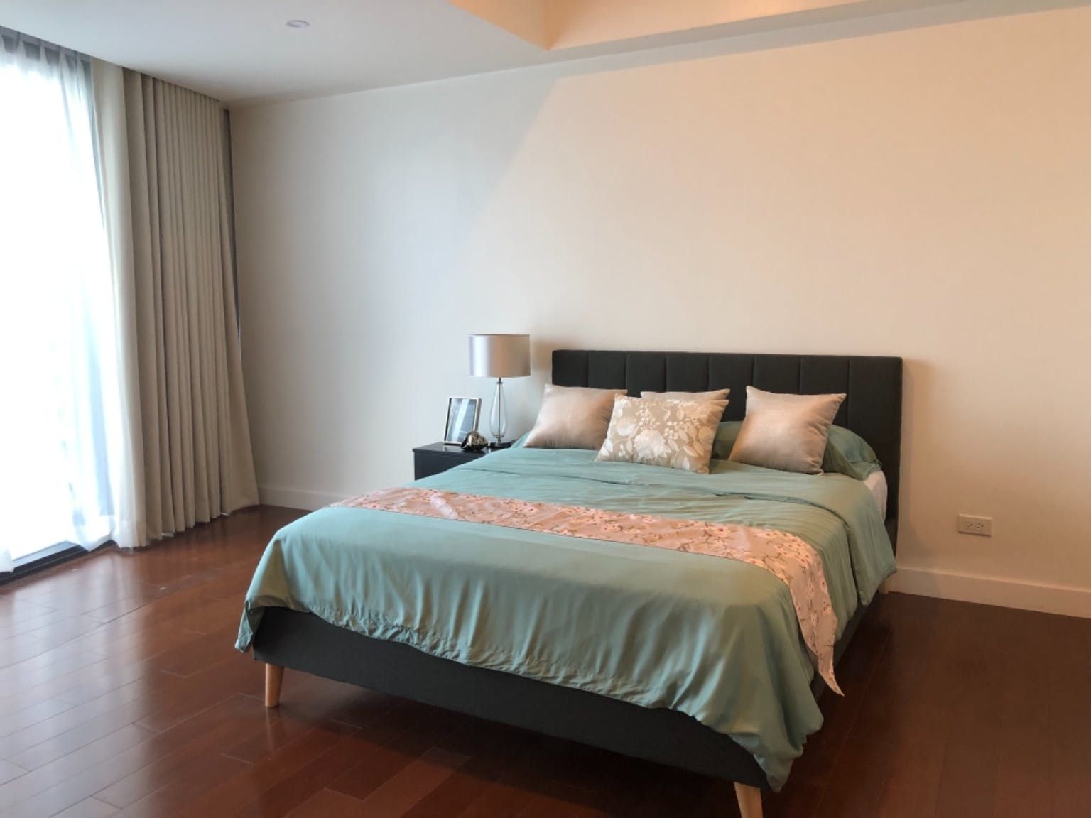 "3BR Condo for Rent in Grand Hyatt Manila Residences, BGC - Bonifacio G"08