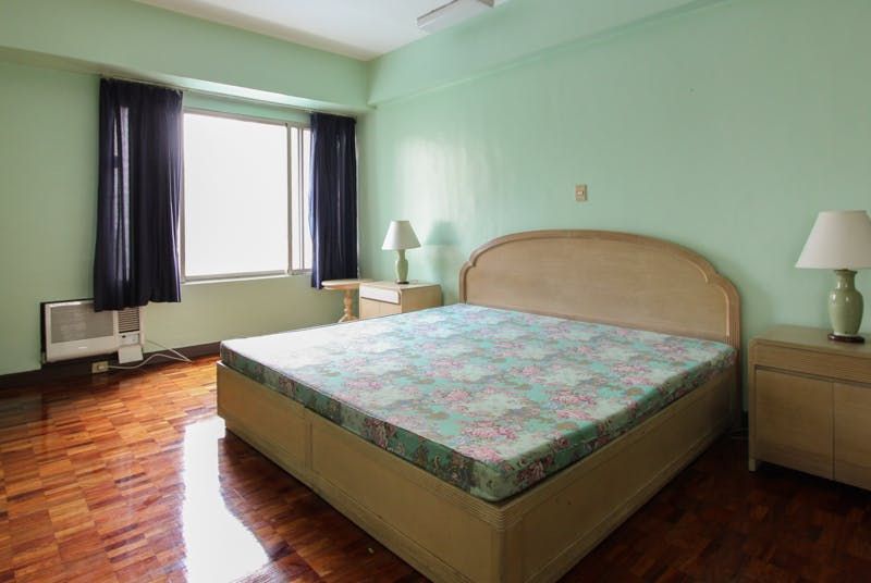 "2BR Condo for Rent in One Salcedo Place, Salcedo Village, Makati"08