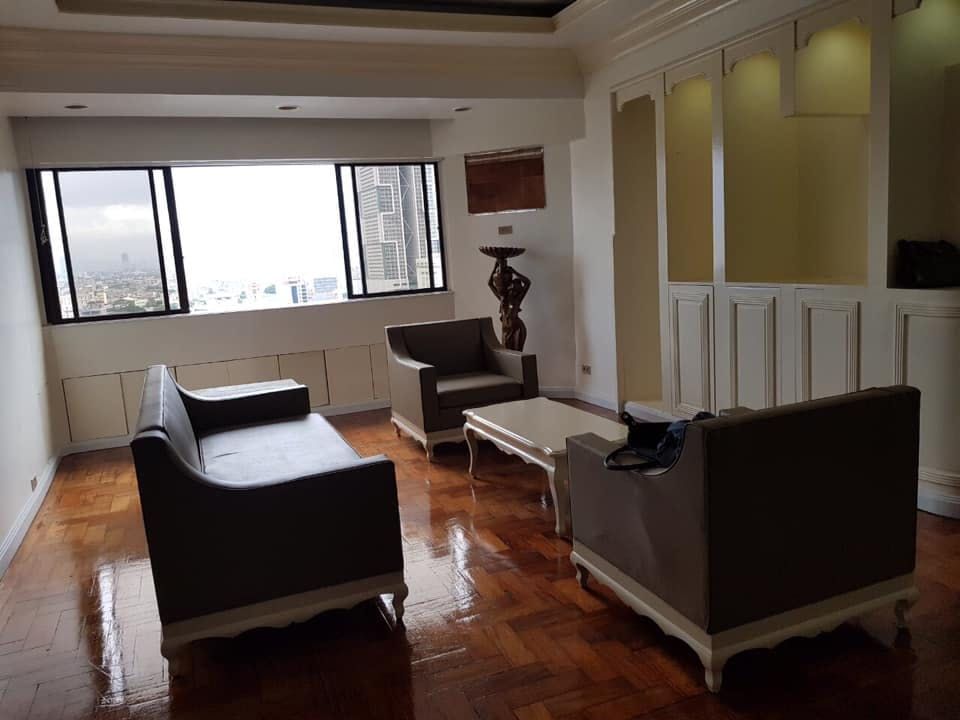 "2BR Condo for Rent in Echelon Tower, Malate, Manila"06