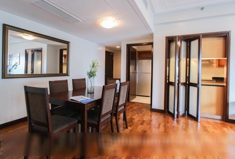 "2BR Condo for Rent in The Residences at Greenbelt, Legazpi Village, Ma"04