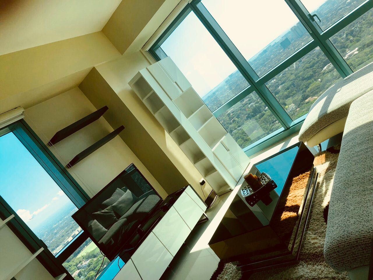 "3BR Condo for Rent in 8 Forbes Town Road, BGC - Bonifacio Global City,"08