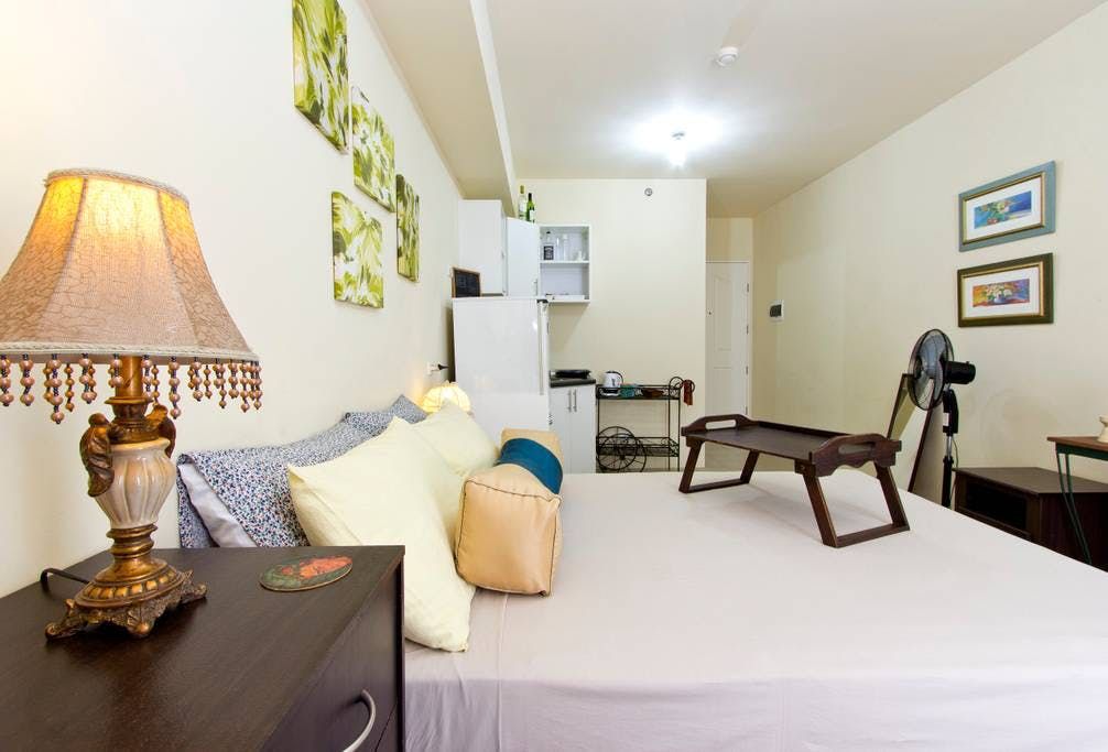 "Studio Condo for Rent in Avida Towers San Lorenzo, Pio del Pilar, Maka"08