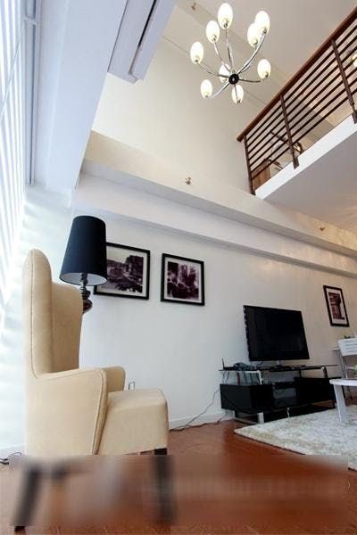 "1BR Condo for Rent in Eton Residences, Legazpi Village, Makati"10