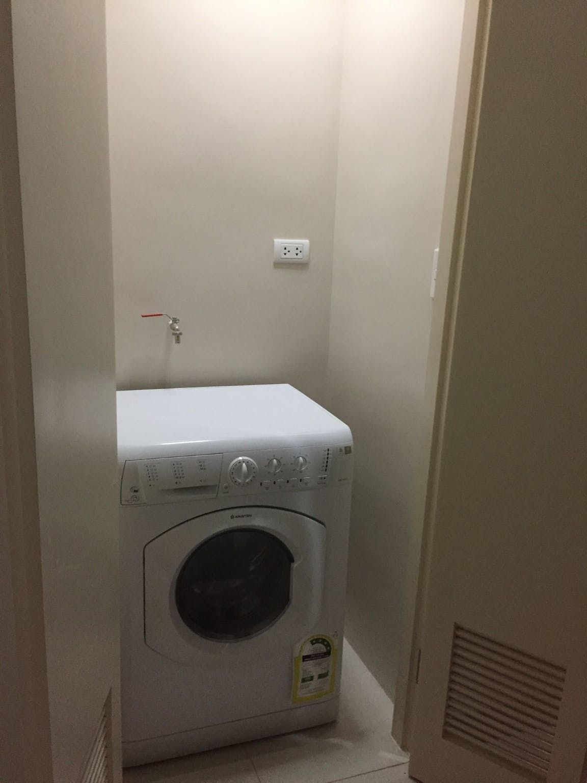 "Studio Condo for Rent in One Uptown Residence, BGC - Bonifacio Global"06