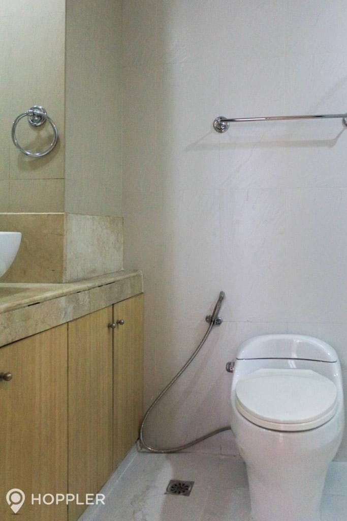 "3BR Condo for Rent in Two Salcedo Place, Salcedo Village, Makati"03
