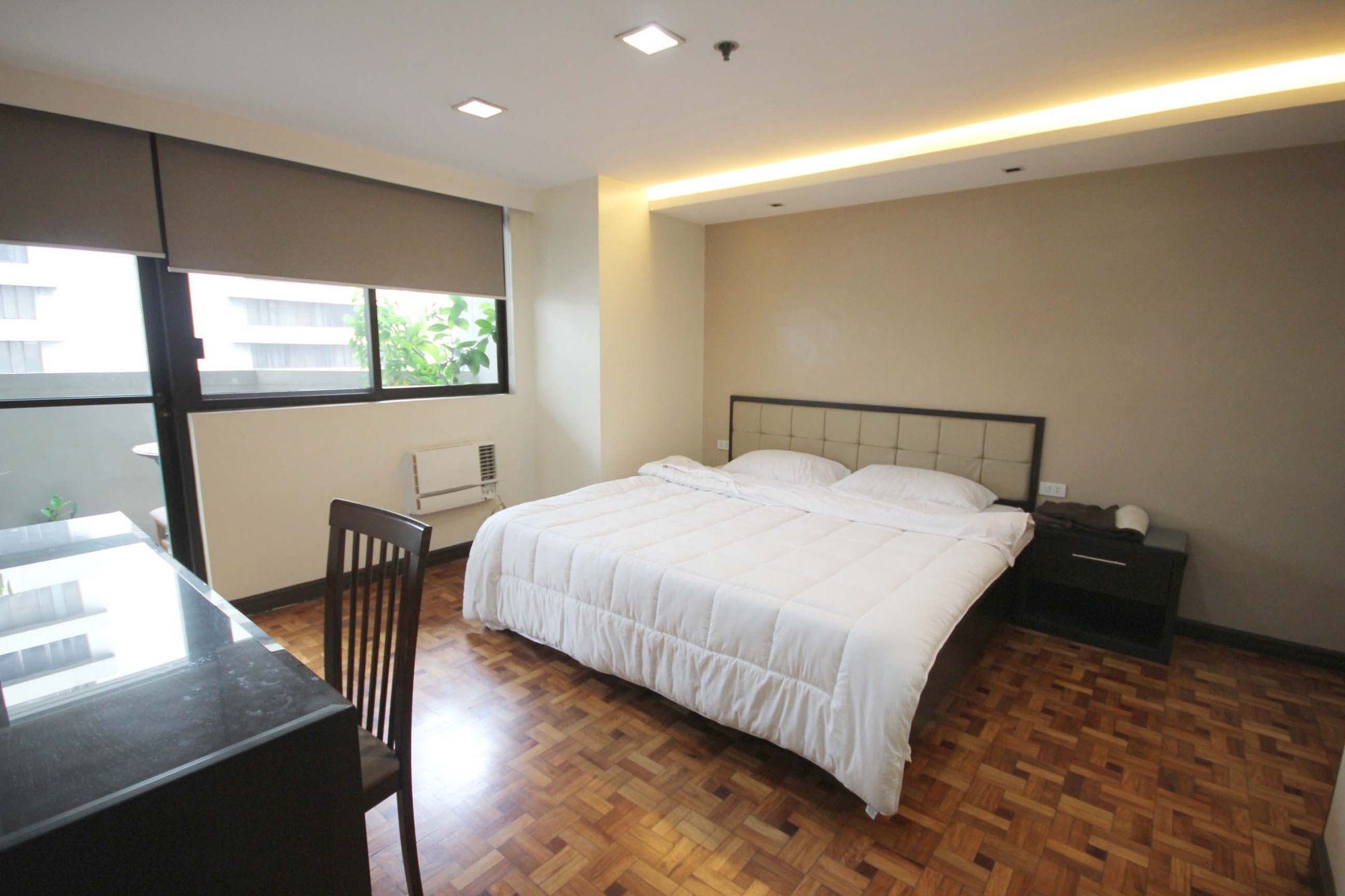 "1BR Condo for Rent in Emerald Mansion, Ortigas Center, Pasig"04