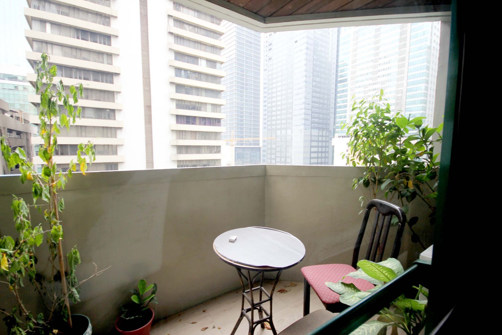 "1BR Condo for Rent in Emerald Mansion, Ortigas Center, Pasig"07