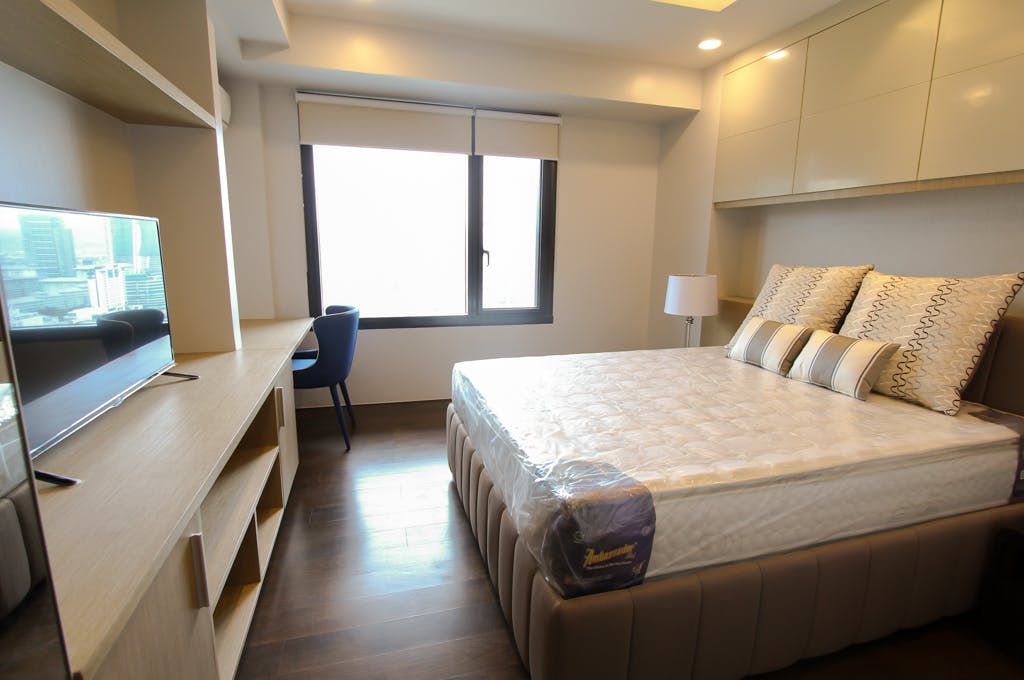 "2BR Condo for Rent in Arya Residences, BGC - Bonifacio Global City, Ta"06
