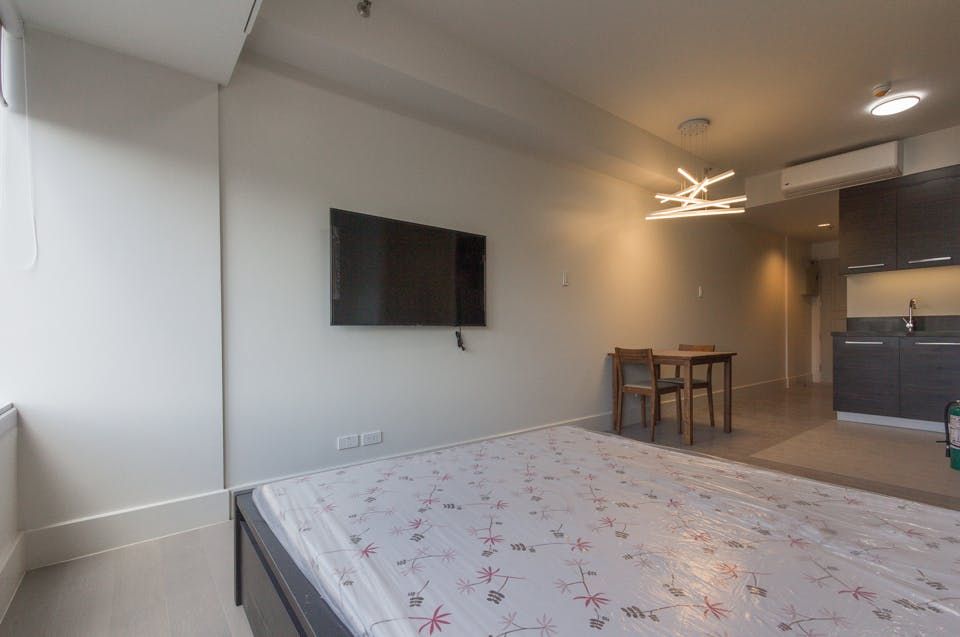 "Studio Condo for Rent in Proscenium at Rockwell, Rockwell Center, Maka"06