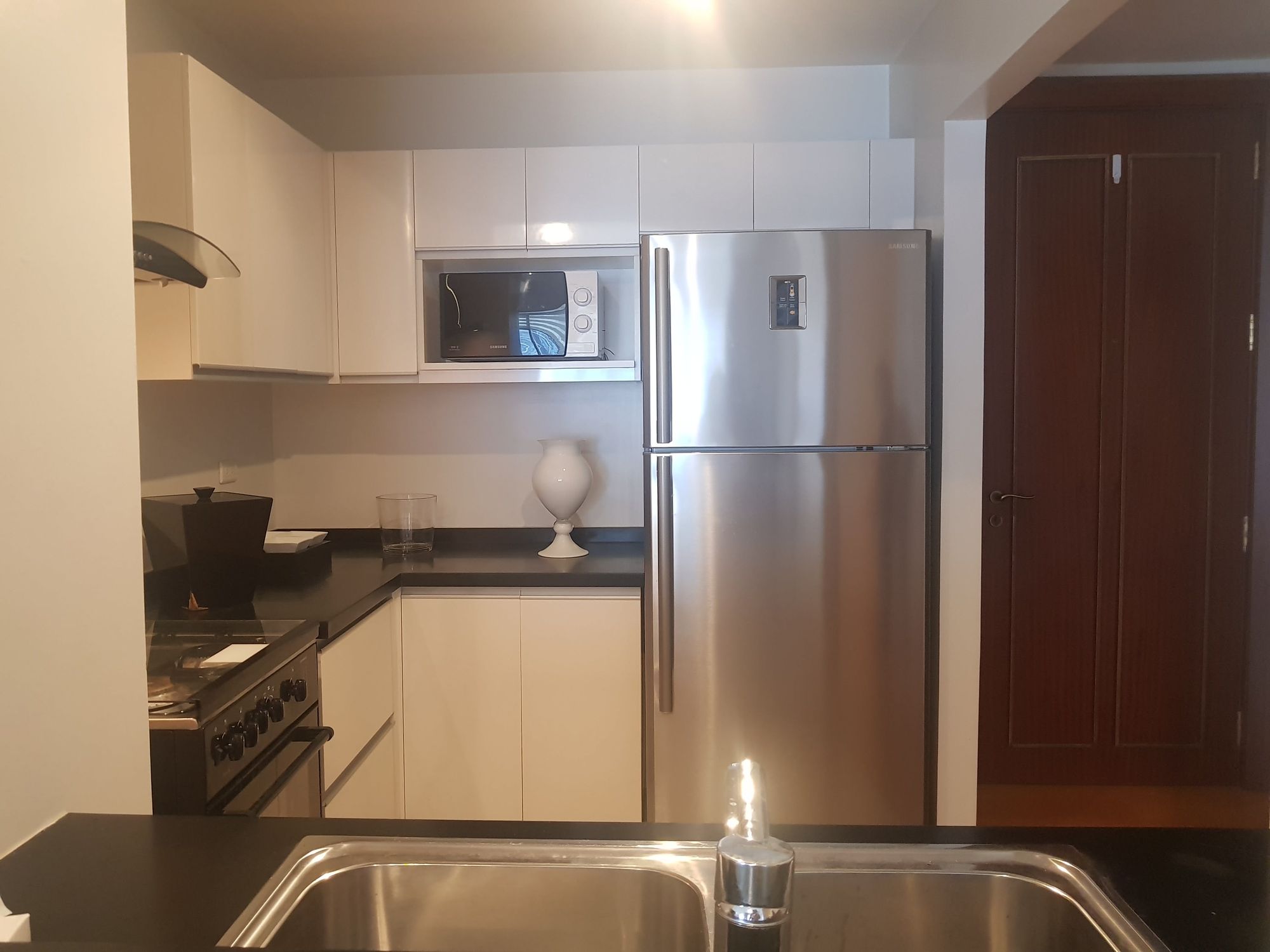"2BR Condo for Rent in Arya Residences, BGC - Bonifacio Global City, Ta"03