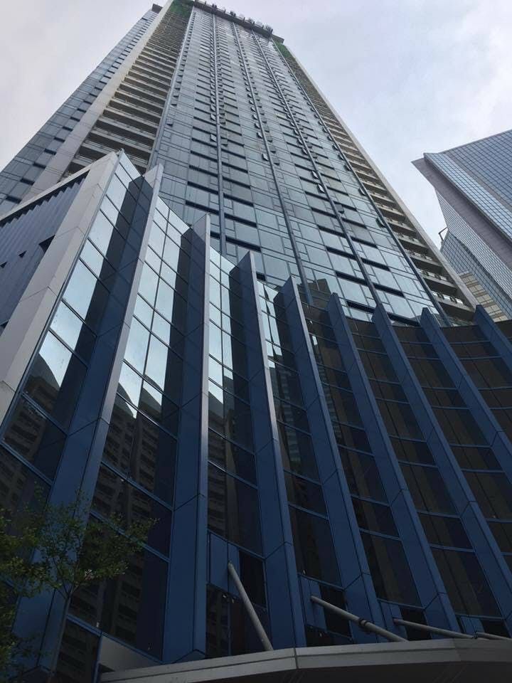 "Studio Condo for Rent in Three Central, Salcedo Village, Makati"03