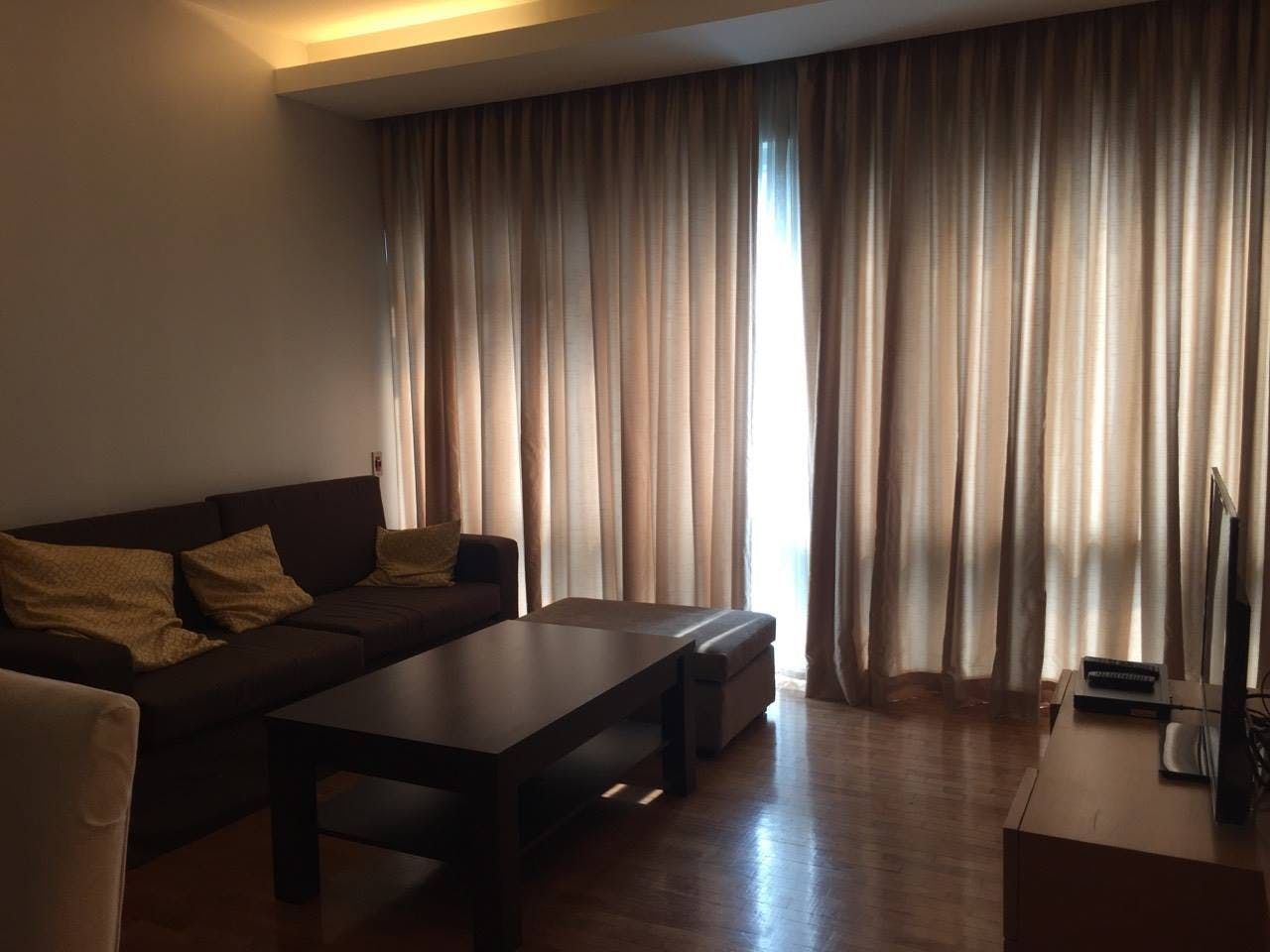 "2BR Condo for Rent in One Legazpi Park, Legazpi Village, Makati"09