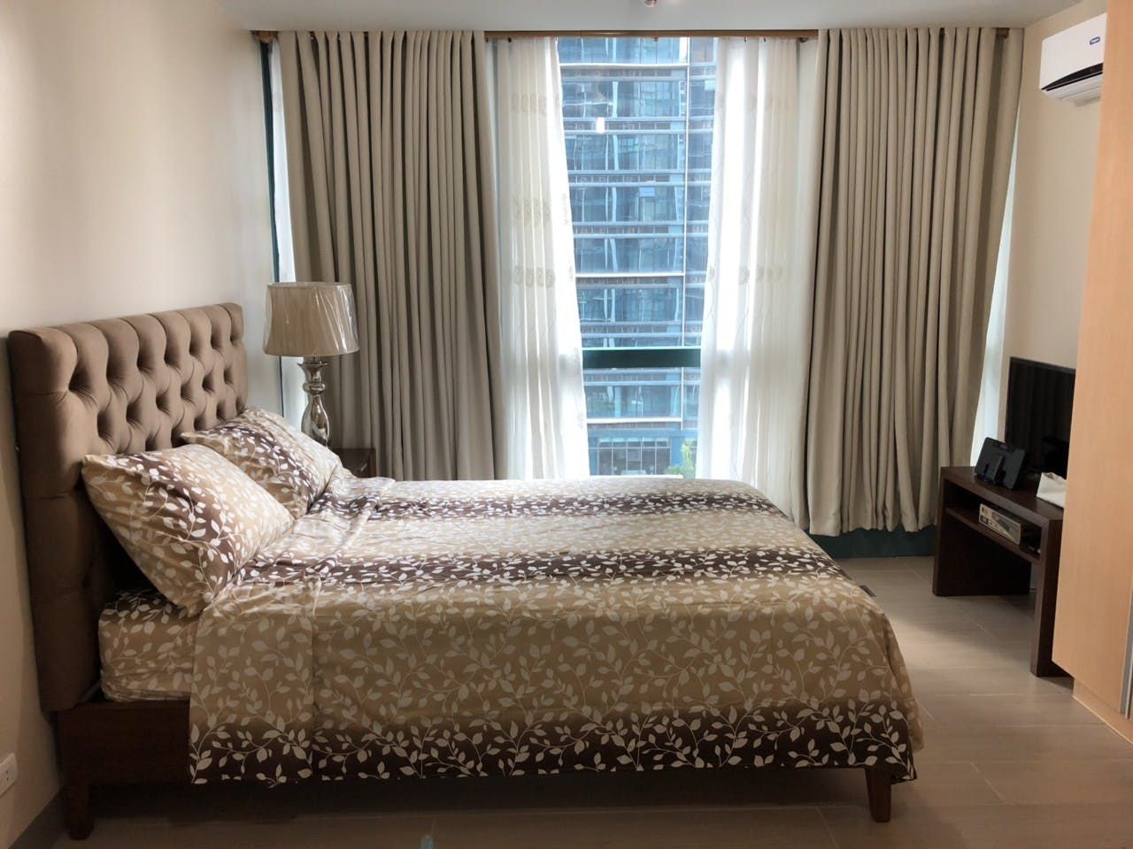 "1BR Condo for Rent in One Uptown Residence, BGC - Bonifacio Global Cit"03