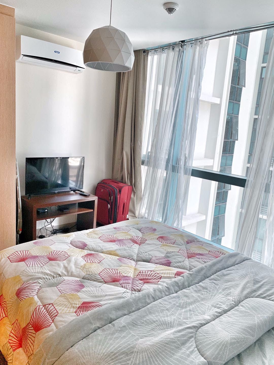 "1BR Condo for Rent in One Uptown Residence, BGC - Bonifacio Global Cit"08