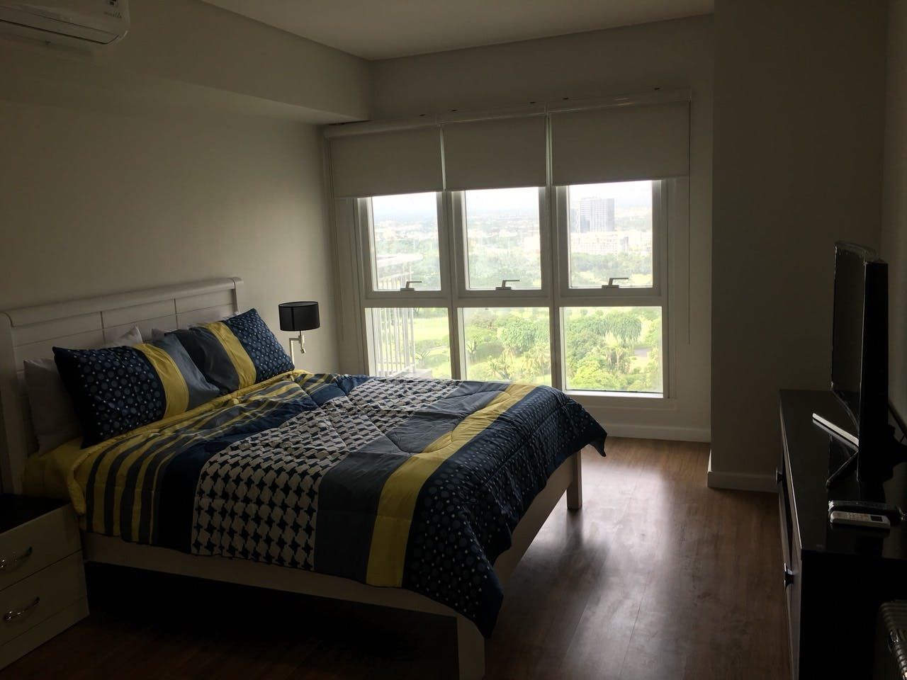 "2BR Condo for Rent in The Sequoia at Two Serendra, BGC - Bonifacio Glo"08