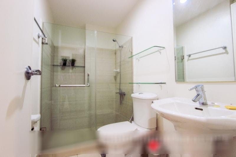 "1BR Condo for Rent in The Grand Midori Makati, Legazpi Village, Makati"04