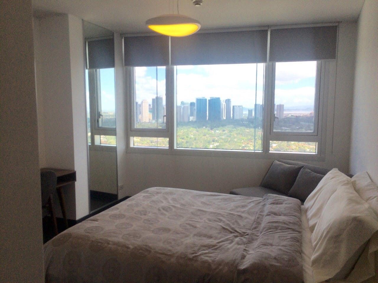"2BR Condo for Rent in Park Terraces, San Lorenzo, Makati"04