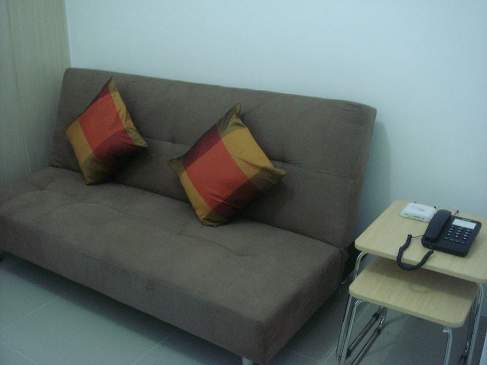 "Studio Condo for Rent in Urban Deca Tower, Highway Hills, Mandaluyong"07