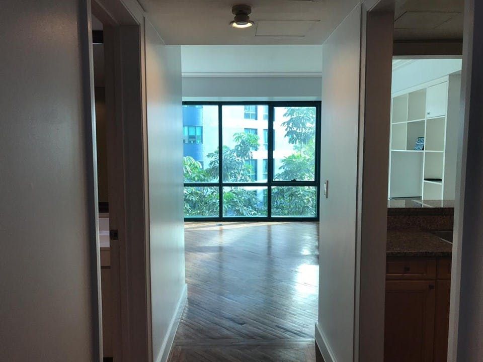 "Studio Condo for Rent in Amorsolo West, Rockwell Center, Makati"08