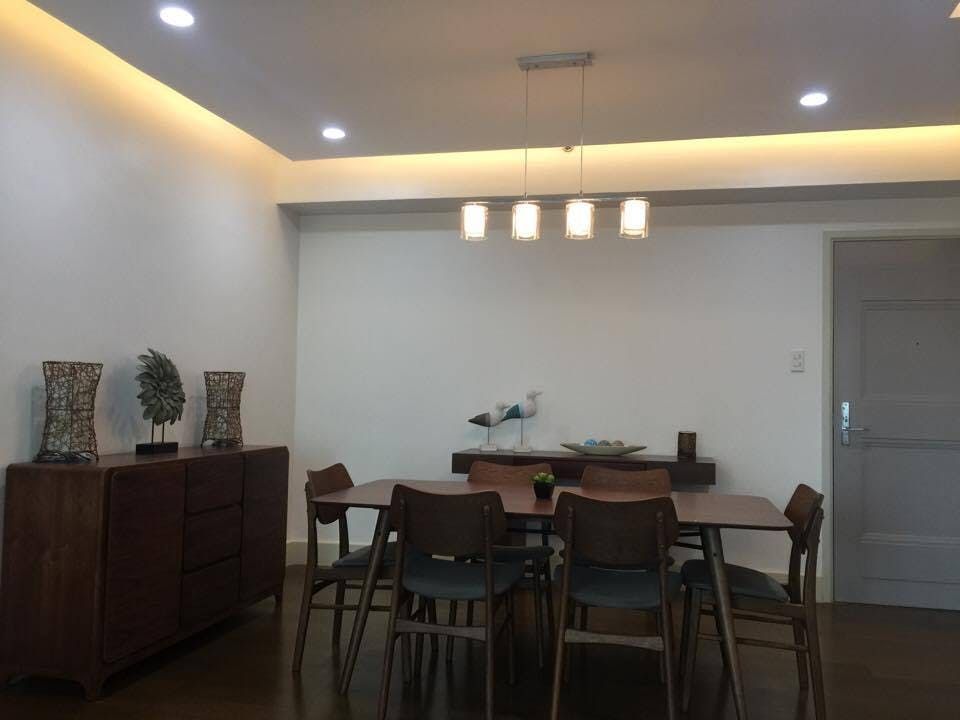 "1BR Condo for Rent in Edades Tower and Garden Villas, Rockwell Center,"04