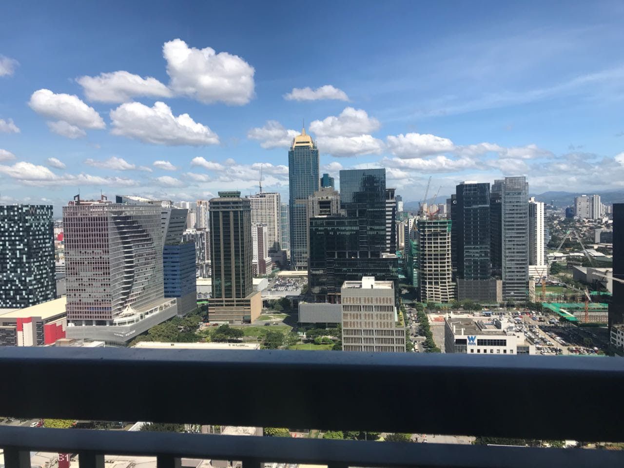 "2BR Condo for Rent in One Maridien Tower, BGC - Bonifacio Global City,"05