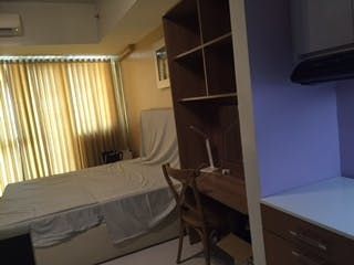 "Studio Condo for Rent in KL Tower, Legazpi Village, Makati"10