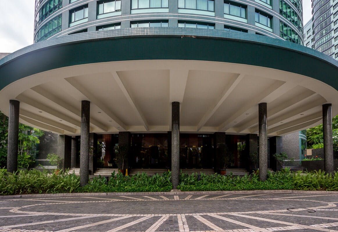 "3BR Condo for Rent in Rizal Tower, Rockwell Center, Makati"06
