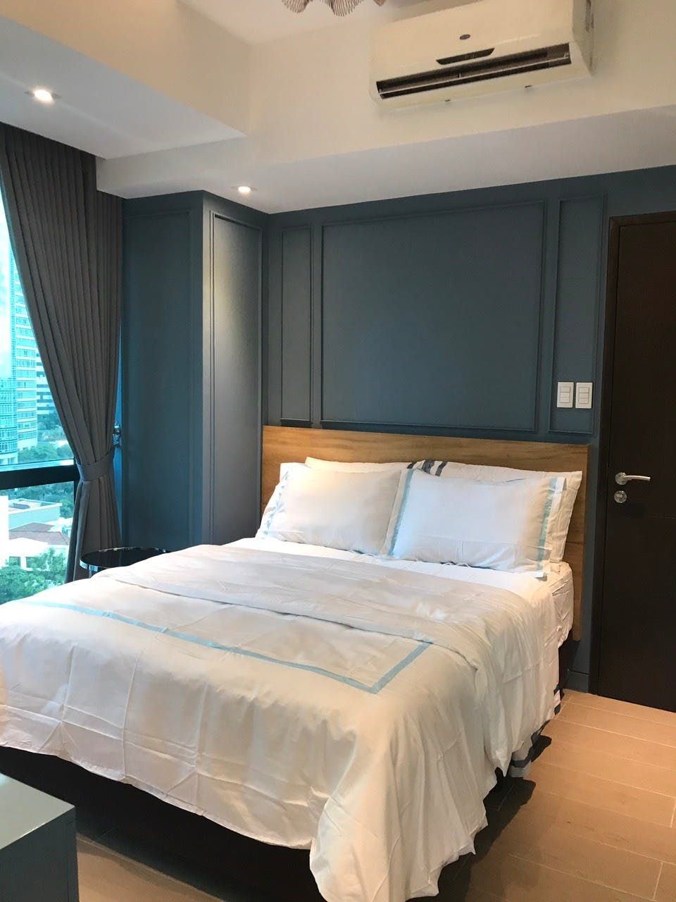 "1BR Condo for Rent in 8 Forbes Town Road, BGC - Bonifacio Global City,"04