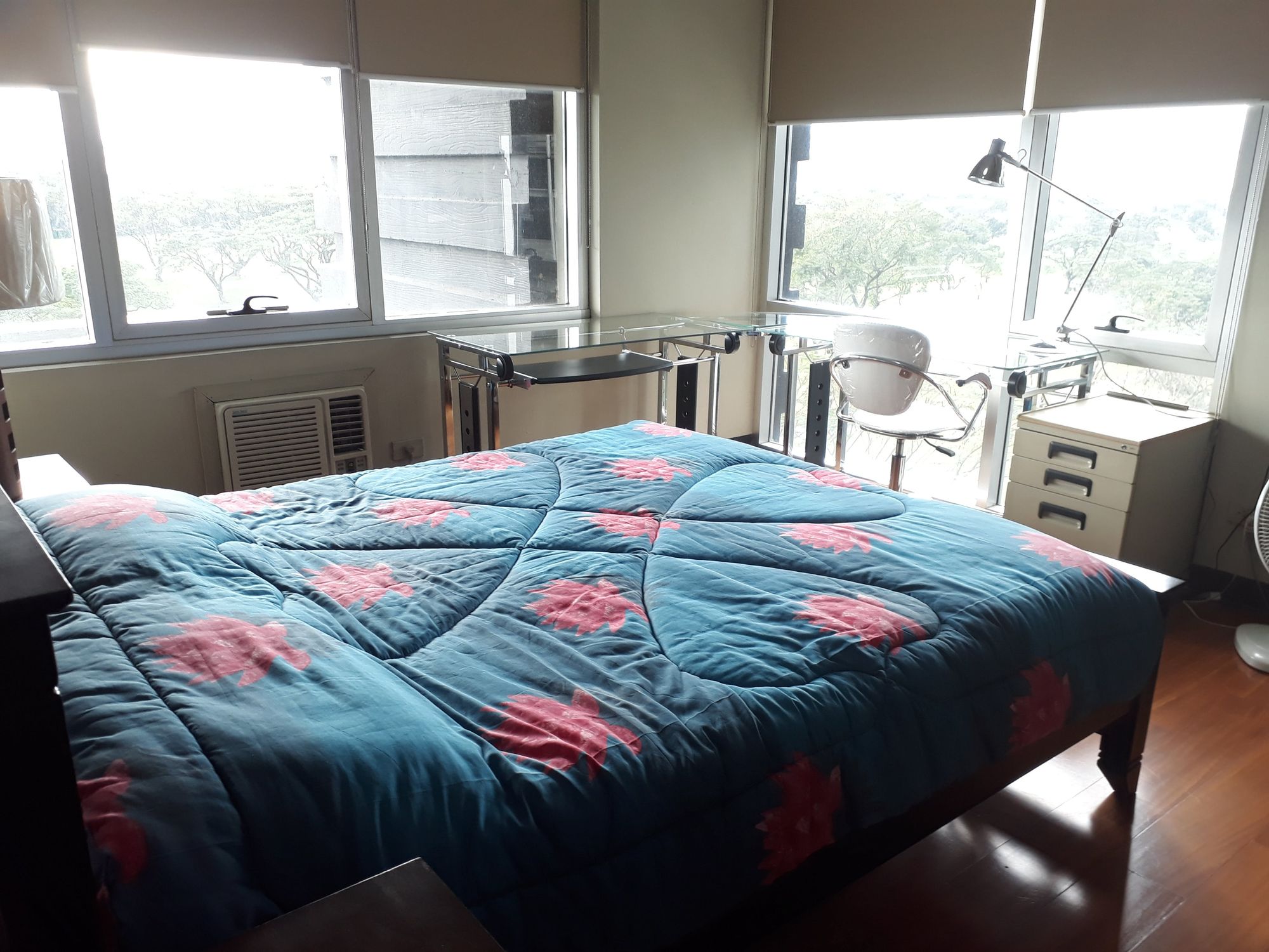 "2BR Condo for Rent in Fairways Tower, BGC - Bonifacio Global City, Tag"06