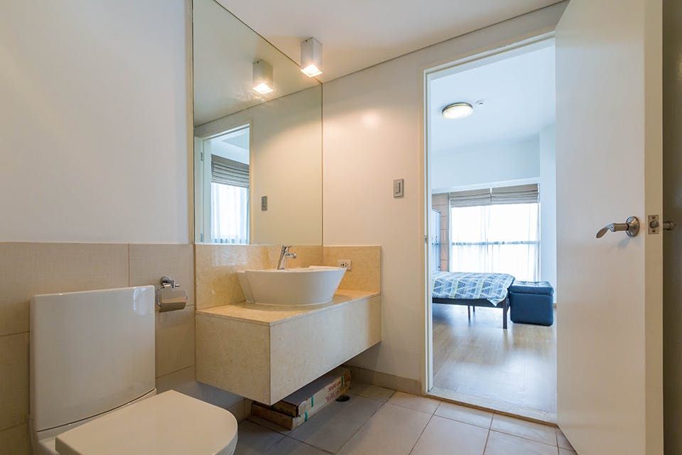 "1BR Condo for Rent in The St. Francis Shangri-La Place, Ortigas Center"03