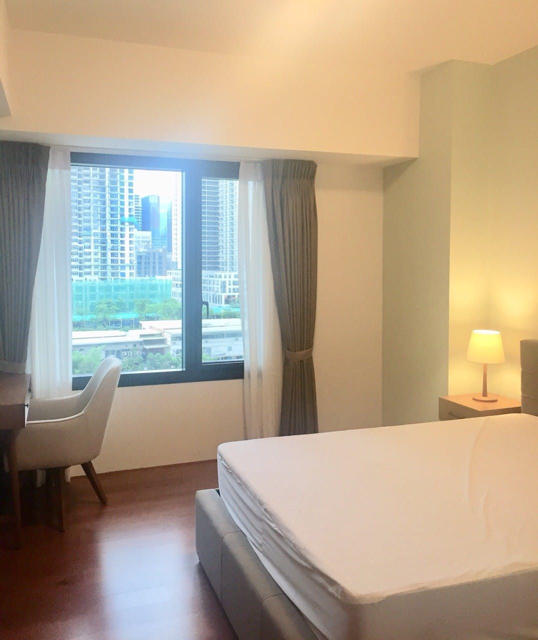"2BR Condo for Rent in Arya Residences, BGC - Bonifacio Global City, Ta"04